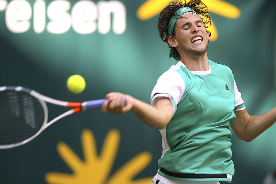 Nach einer schwachen Leistung ist Dominic Thiem aus dem Turnier ausgeschieden.