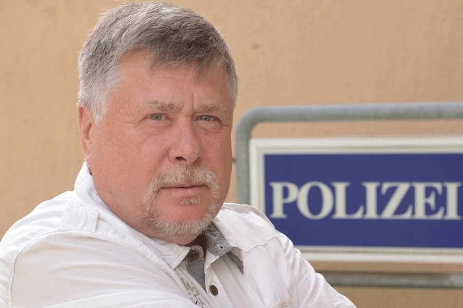 Polizeigewerkschafter Reinhard Gärtner (62) nennt die doppelte Verzögerung
beim Geld „eine Frechheit“.