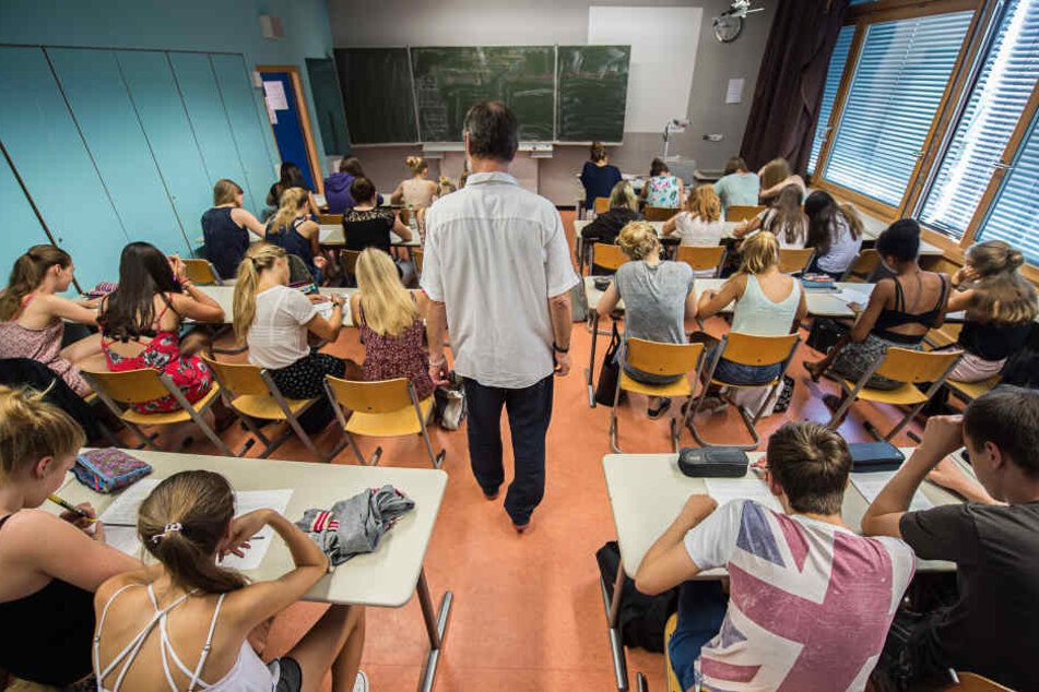 Tauschen sich ost- und westdeutsche Schulen bald die Schüler untereinander aus?