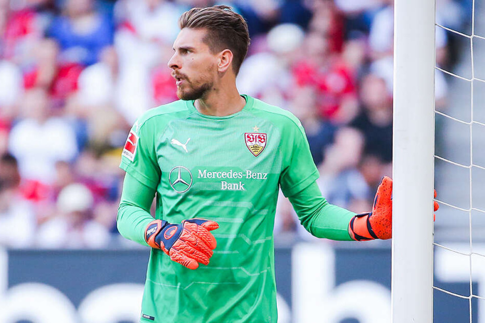 Der mit dem VfB Stuttgart abgestiegene Ron-Robert Zieler nimmt das Projekt Wiederaufstieg mit Hannover 96 in Angriff.