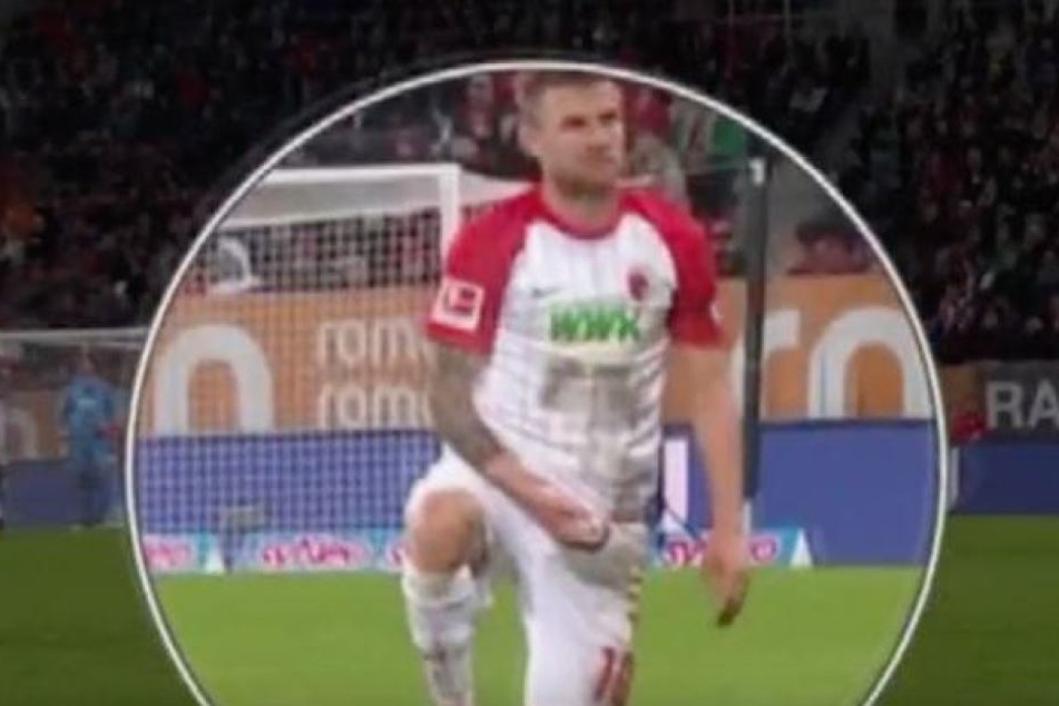 Daniel Baier, Kapitän des FC Augsburg, hatte sich im Hinspiel vor RB Leipzigs Trainer Ralph Hasenhüttl gekniet und eine Selbstbefriedigungsgeste gezeigt.