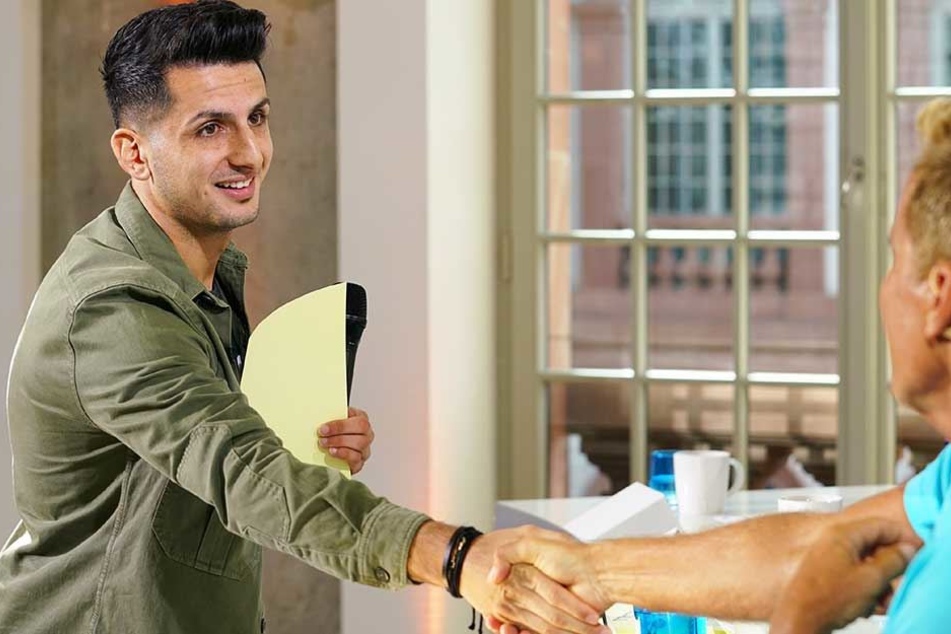 Trat zum ersten Mal vor Publikum auf und besitzt laut Dieter Bohlen (rechts) als einziger Kandidat Wiederekennungswert: Mert (26) aus Karlsruhe.