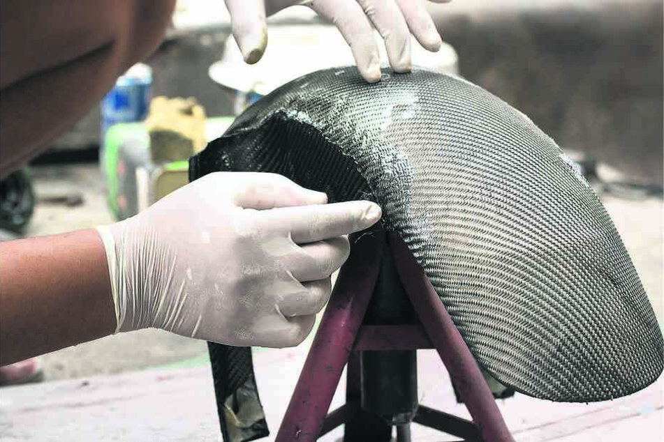 Der Werkstoff Carbon ist extrem steif und fest, dafür aber sehr leicht.