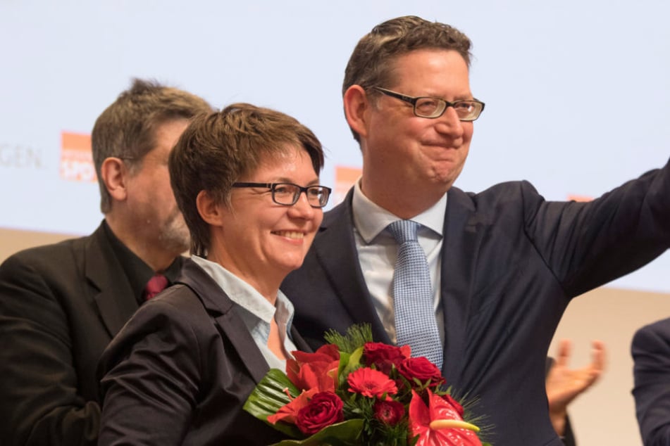 Thorsten Schäfer-Gümbel mit seiner Frau Anette auf dem Landesparteitag in Frankfurt.