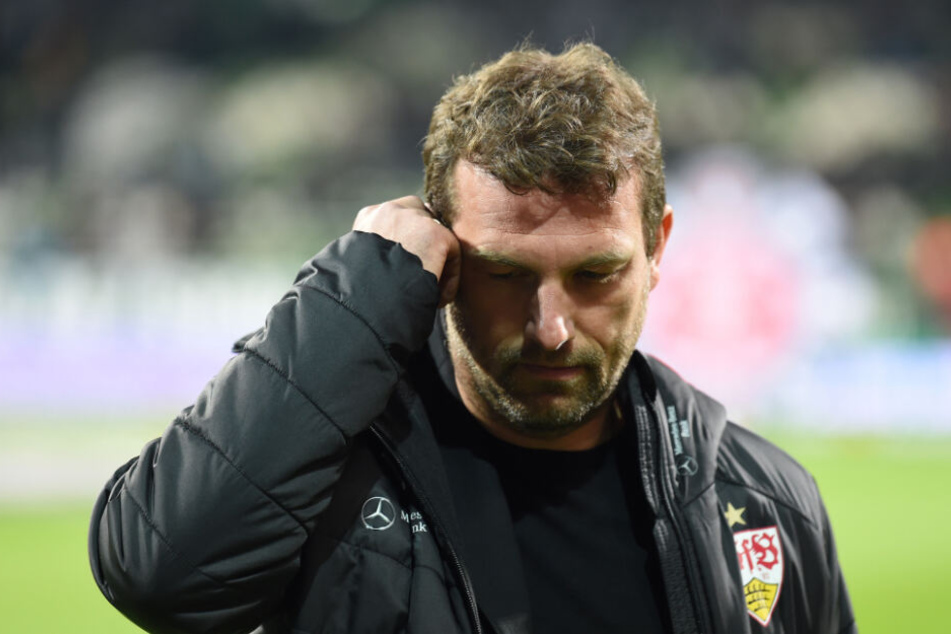 Fast alle Spieler im Kader stehen ihm im Abstiegskracher zur Verfügung: VfB Stuttgart-Coach Markus Weinzierl.
