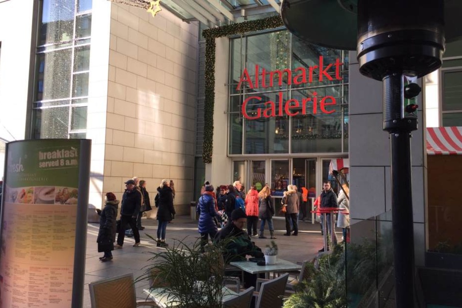 Die Menschen müssen die Altmarkt Galerie