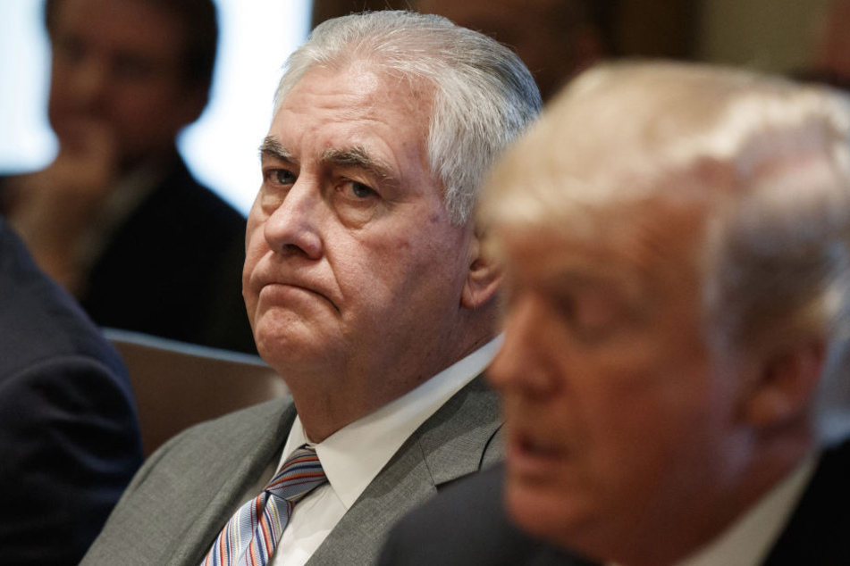 Rex Tillerson (l) wird zukünftig nicht mehr Außenminiser unter Donald Trumps Regierung sein.