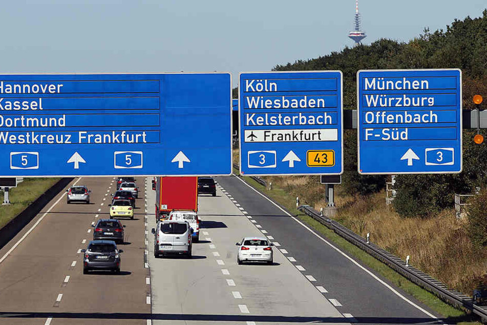 Auf der Autobahn 3 in Hessen kam es am Samstagmorgen zu einem schweren Unfall. (Symbolfoto)