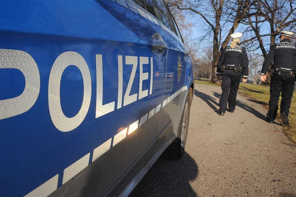 Die Polizei ist derzeit dabei die Ursache des Todes festzustellen (Symbolbild).