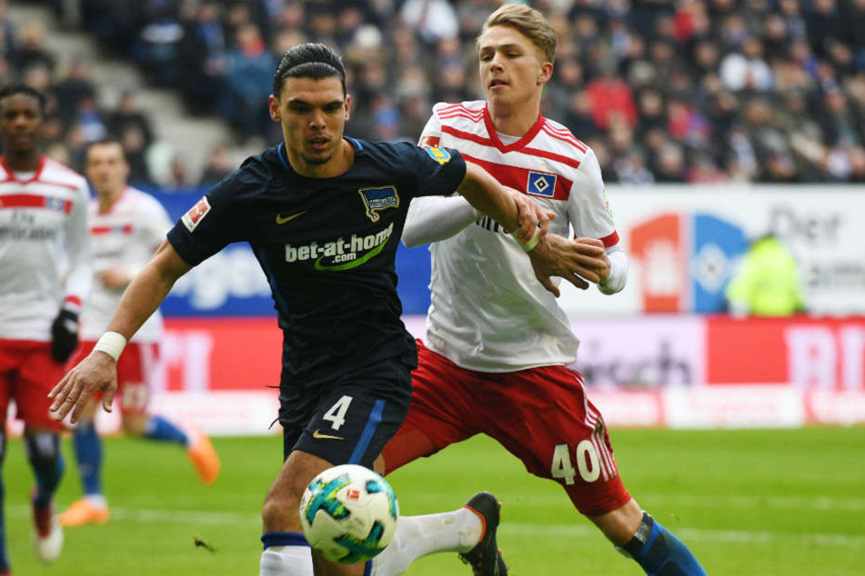 Jann-Fiete Arp (r.) könnte bald für den FC Bayern München auflaufen.