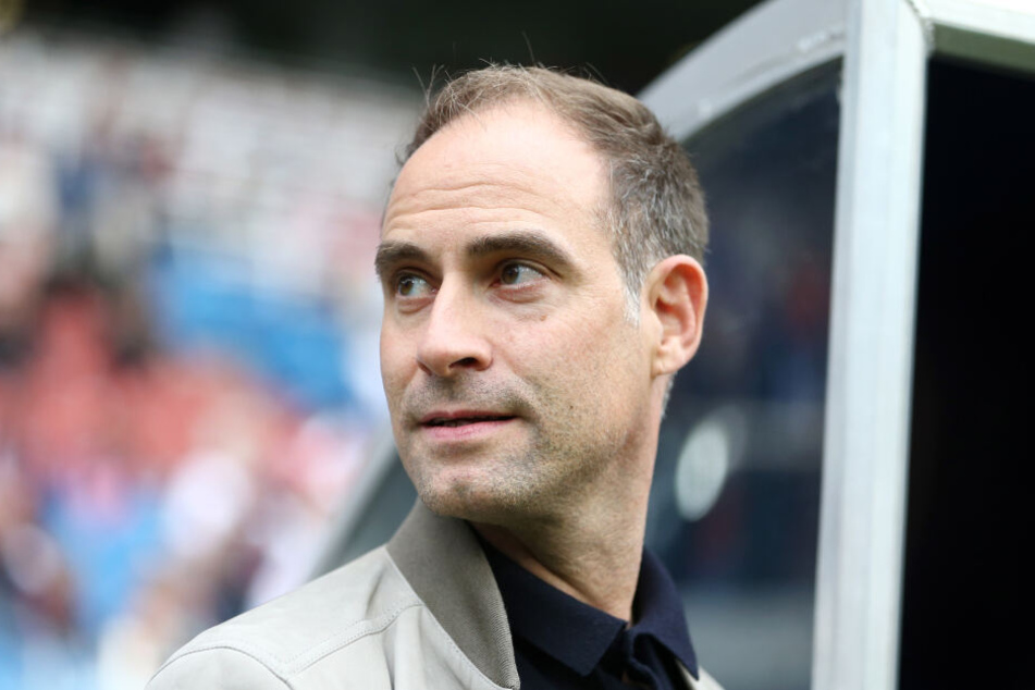 Ein Blick mit Perspektive: Bis 2024 bleibt Oliver Mintzlaff als Geschäftsführer beim RB.