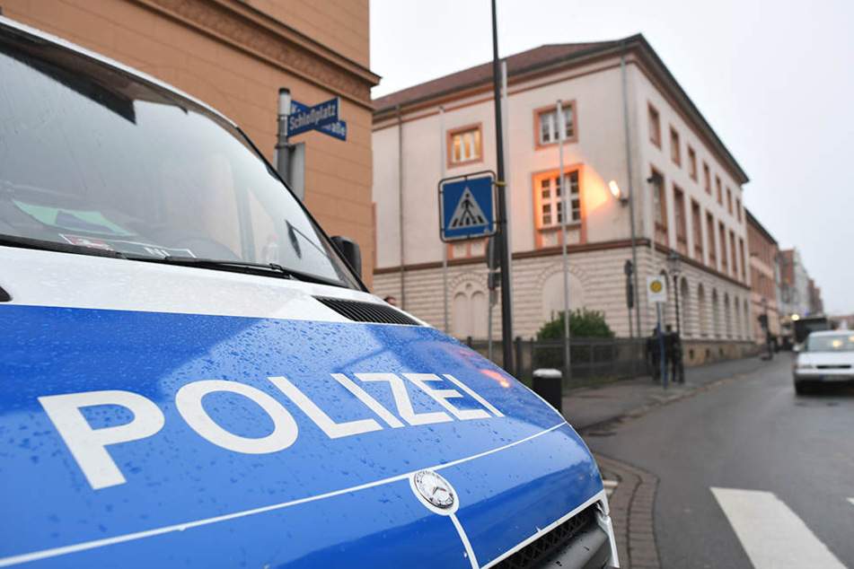 Die Polizei hat in Northeim einen mutmaßlichen Salafisten festgenommen.