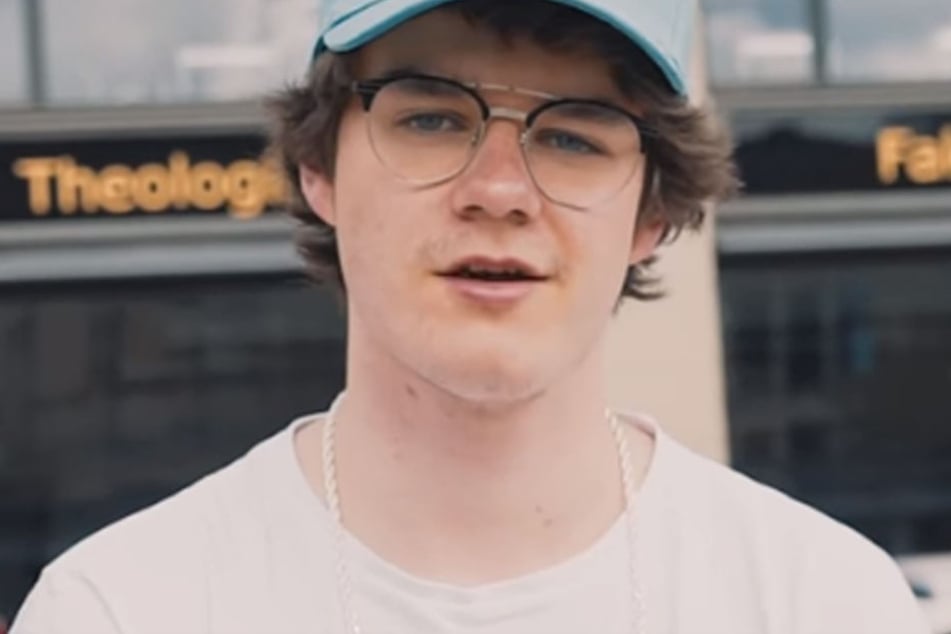 Und so sieht Rapper "Jonas Platin" heute aus.