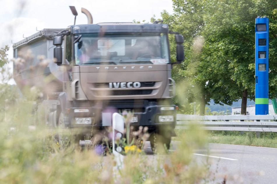 Ein 58 Jahre alter Mann ist bei dem Unfall gestorben.