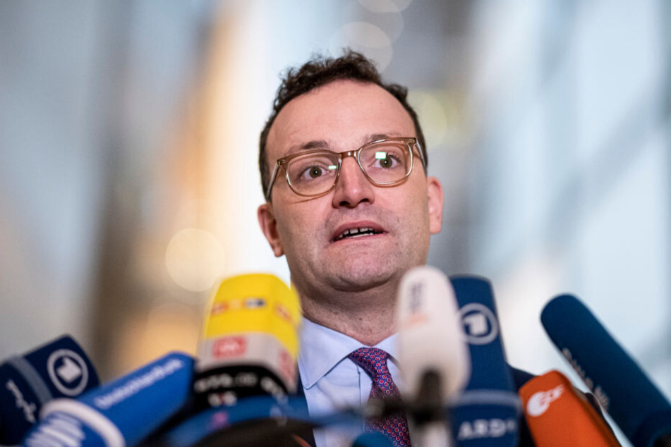 Bundesgesundheitsminister Jens Spahn (CDU) strebt eine Organspenderegelung an, bei der alle Bürger automatisch als Spender gelten sollen.