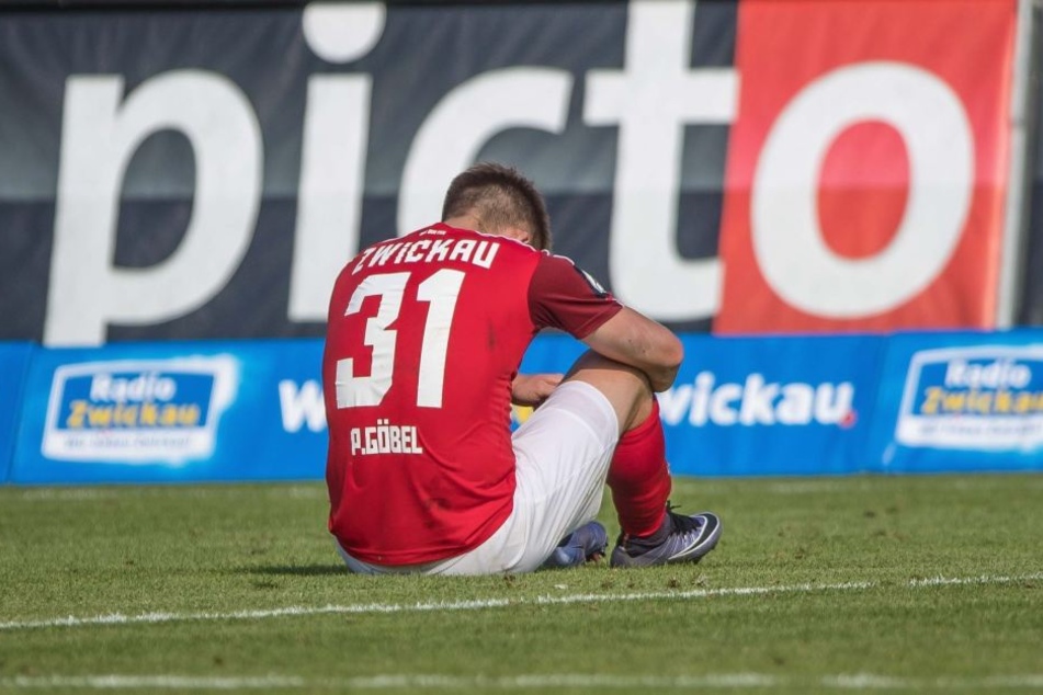 Zwickaus Patrick Göbel nach dem bitteren 1:2 gegen Erfurt. Er war der beste
FSV-Kicker an diesem Tag. Genützt hat es nichts.