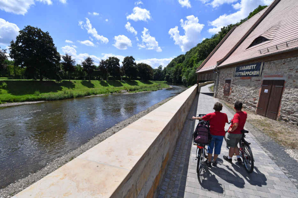 An der Weißen Elster in Gera sind schon Hochwasserschutzmauern entstanden.