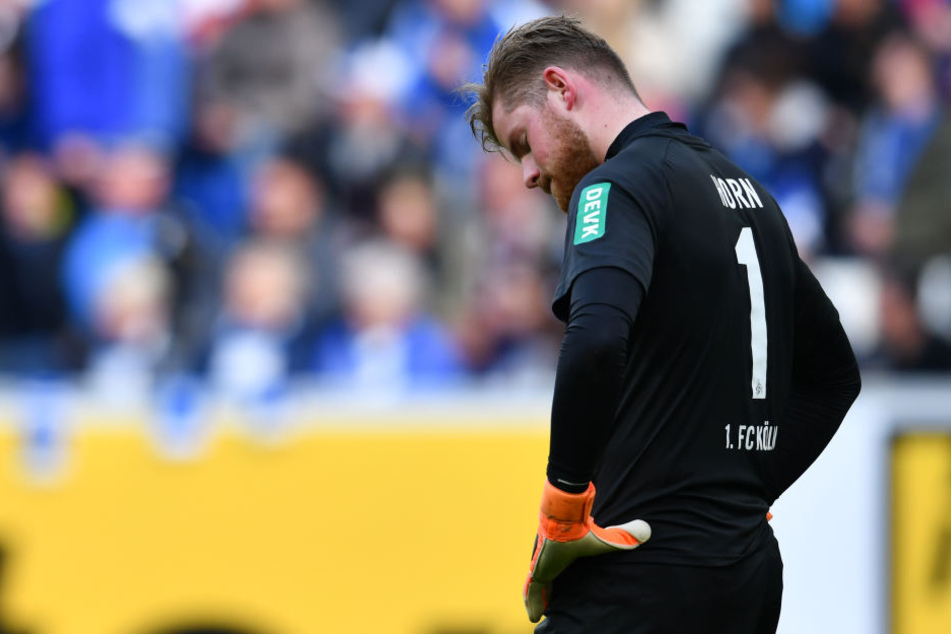 Von der Abwehr im Stich gelassen: FC-Keeper Timo Horn konnte einem wirklich Leid tun.