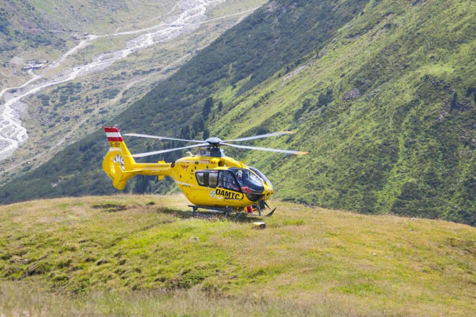 Ein Notartzhubschrauber brachten den verletzten Bergwanderer ins Krankenhaus. (Symbolbild)