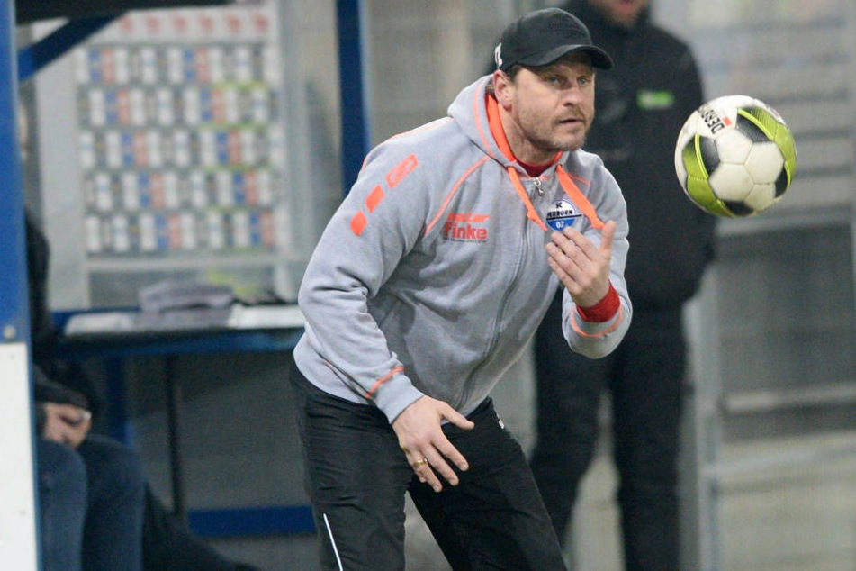 SCP-Trainer Steffen Baumgart (46) rechnet mit einem kampfbetonten Spiel.