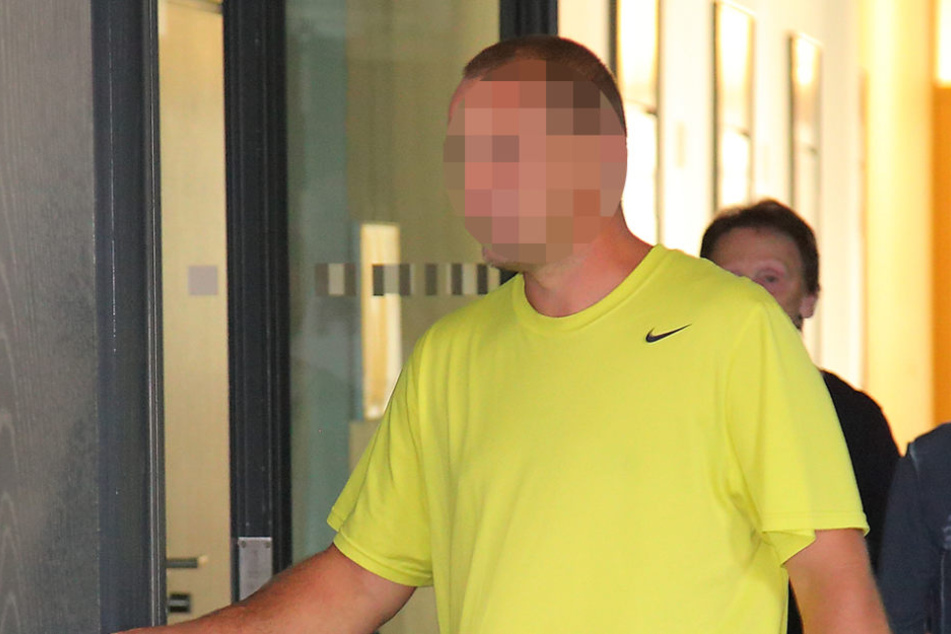 Vorarbeiter Lars B. (39) lag nach einem Disput mit dem Vorgesetzten im
Koma.