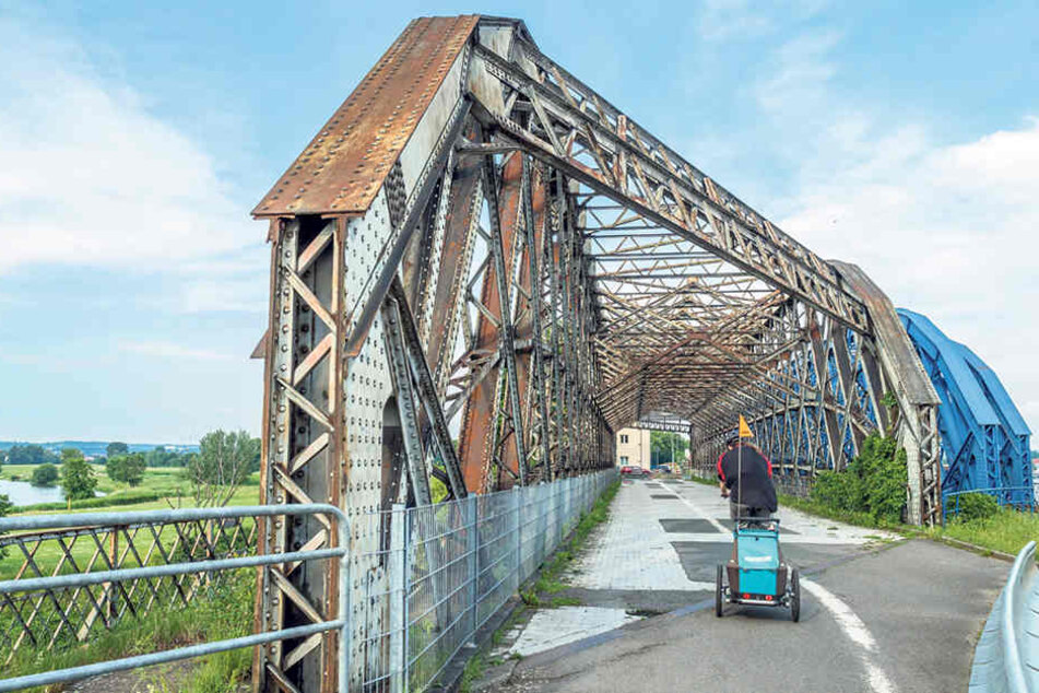2018 wird die denkmalgeschützte Hafenbrücke am Alberthafen saniert.