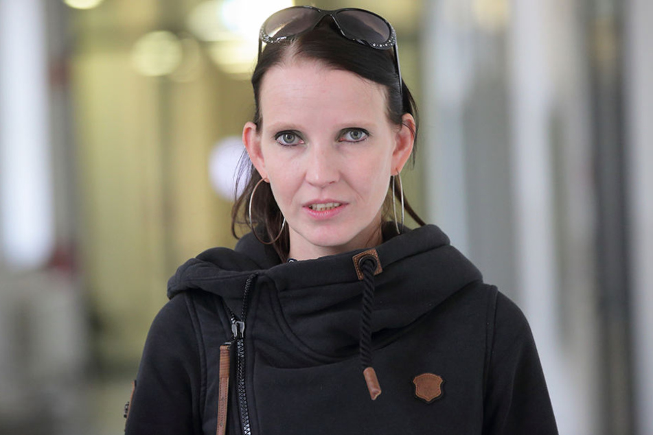 Nadine B. (36) will endlich ihr Geld wieder haben!