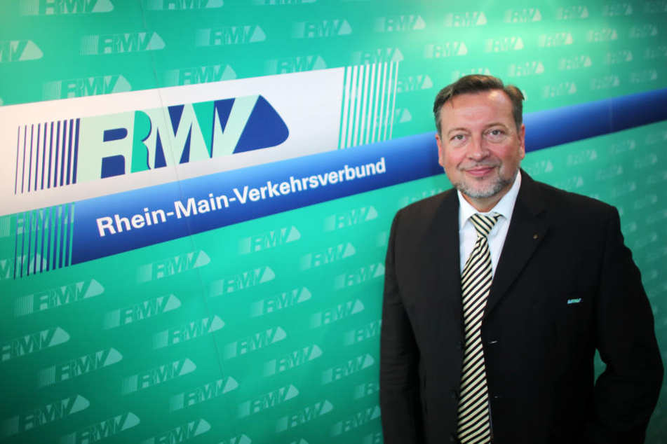RMV-Geschäftsführer Knut Ringat mahnt, dass ein kostenloser ÖPNV auch finanziert werden muss.