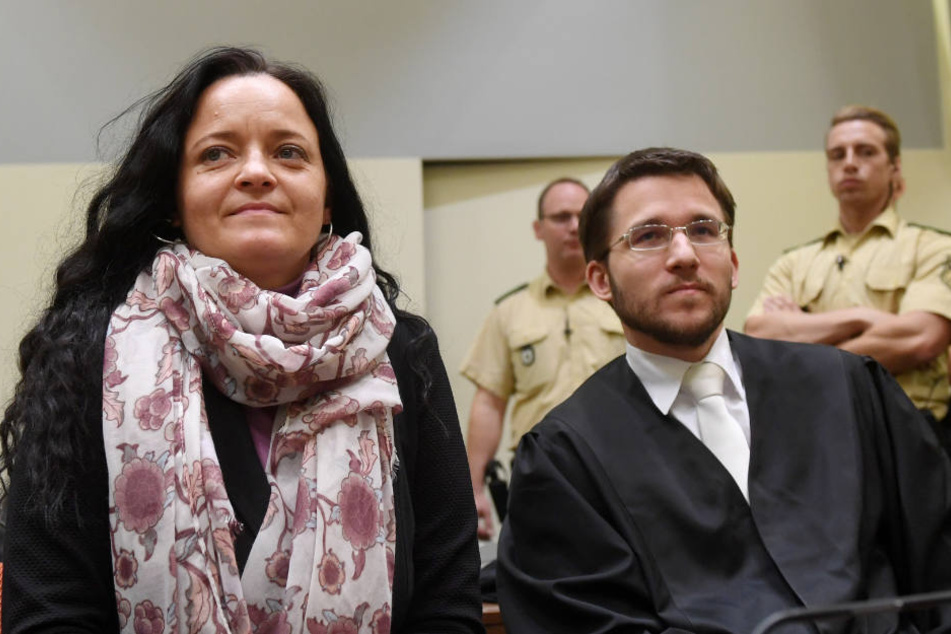 Angeklagt im NSU-Prozess vor dem Oberlandesgericht München: Beate Zschäpe (links).