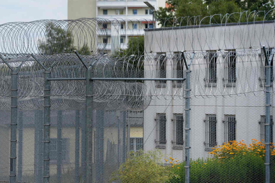 Die Anstalt bleibt bis auf unbekannte Zeit dicht!