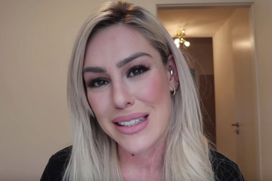 In einem YouTube-Video spricht Sam über die emotionale Zeit im Paradies.