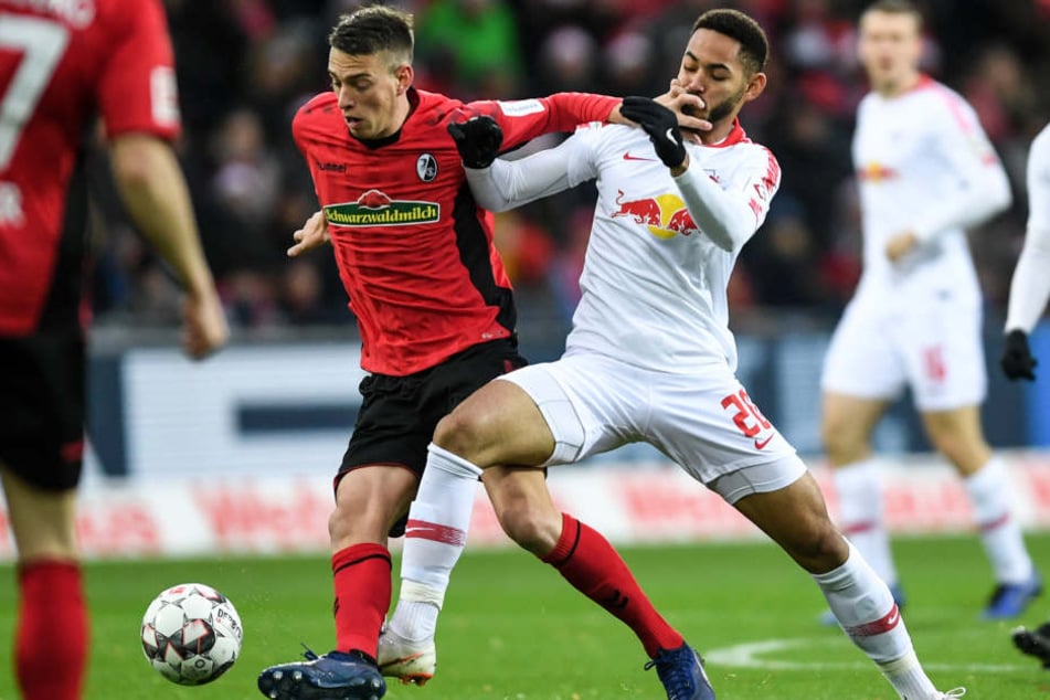 Im vierten Auswärtsspiel beim SC Freiburg in der Vereinsgeschichte gab es beim 0:3 am Samstag schon die dritte Niederlage für RB Leipzig.