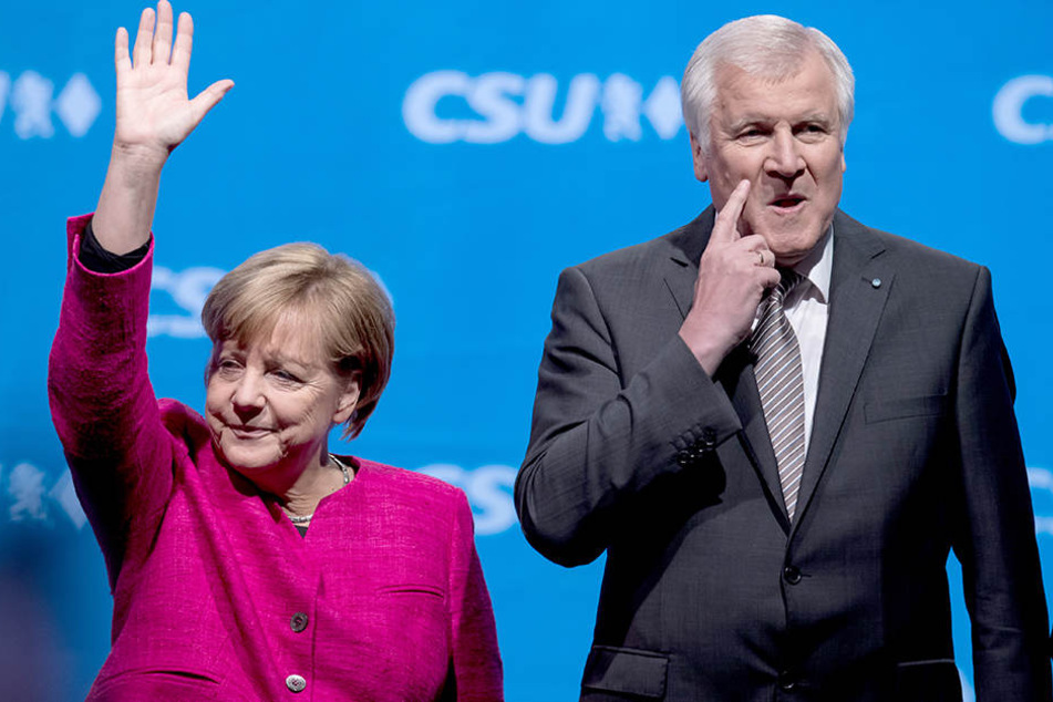 Angela Merkel (links) und Horst Seehofer (rechts).