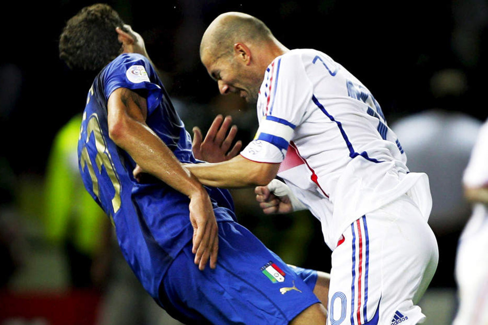 Legendär: Zinédine Zidanes Kopfstoß im WM-Finale 2006 gegen Marco Materazzi.