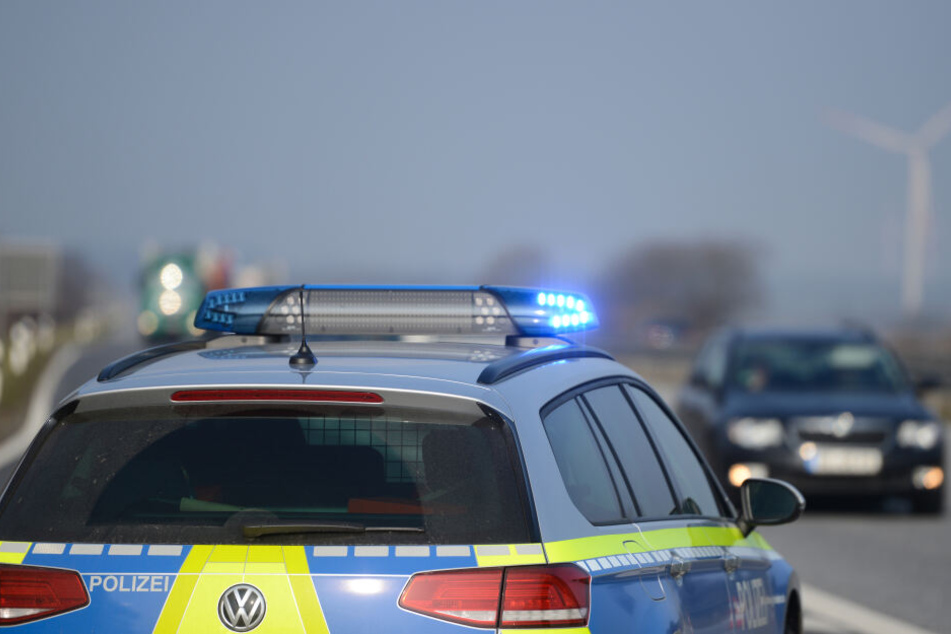 Bei einer Führerscheinkontrolle wurde die Polizei mit einer abstrusen Ausrede konfrontiert. (Symbolbild)
