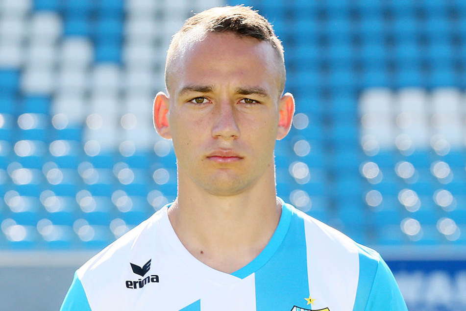 Ersetzt er Tobias Müller? Timo Mauer.