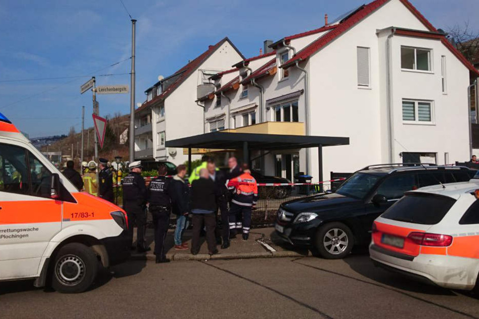 Das Haus steht in der Obertürkheimerstraße in Esslingen.