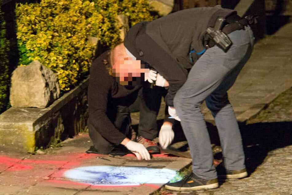 Kriminalpolizisten sicherten am frühen Morgen noch Spuren.