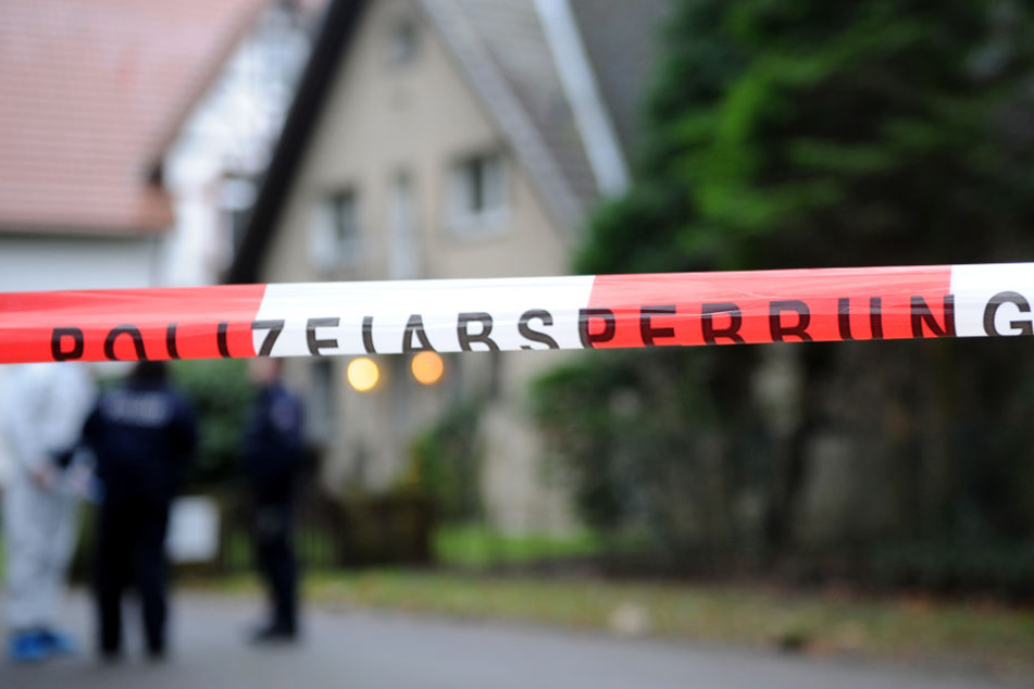 In Wernigerode im Harz hat ein betrunkener und halbnackter Mann gezielt auf Menschen geschossen. (Symbolbild)