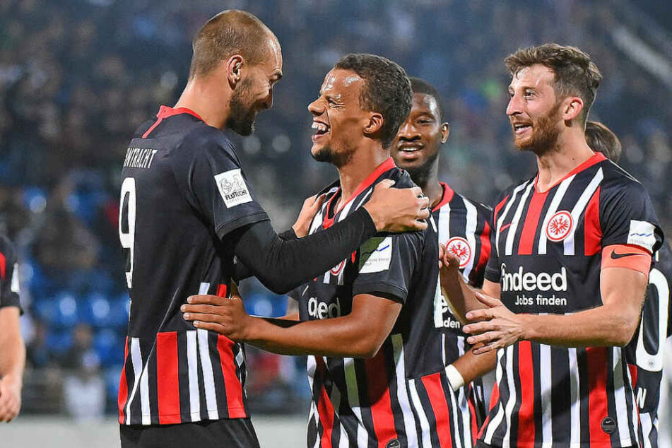 Bas Dost (l.) blieb ein Tor verwehrt, dafür traf Timothy Chandler (2.v.l.).