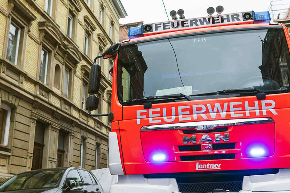 In Dresden verursachte eine 80-Jährige in einem Hochhaus einen Brand.