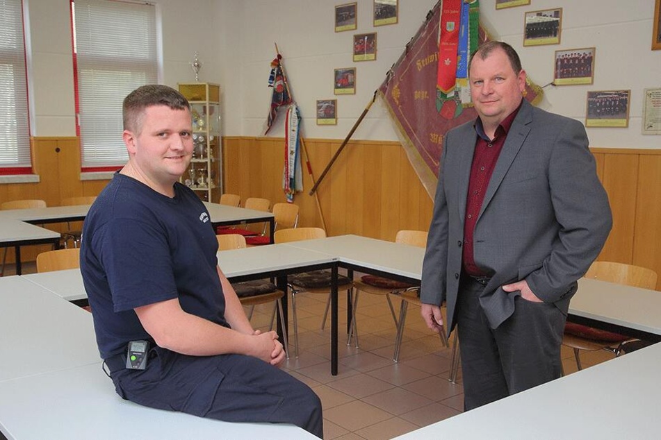 Martin Richter (34), Wehrleiter in Mühlbach, und Bürgermeister Michael Neumann (53, parteilos) haben für die Grundschüler die ungewöhnliche Lösung gefunden.