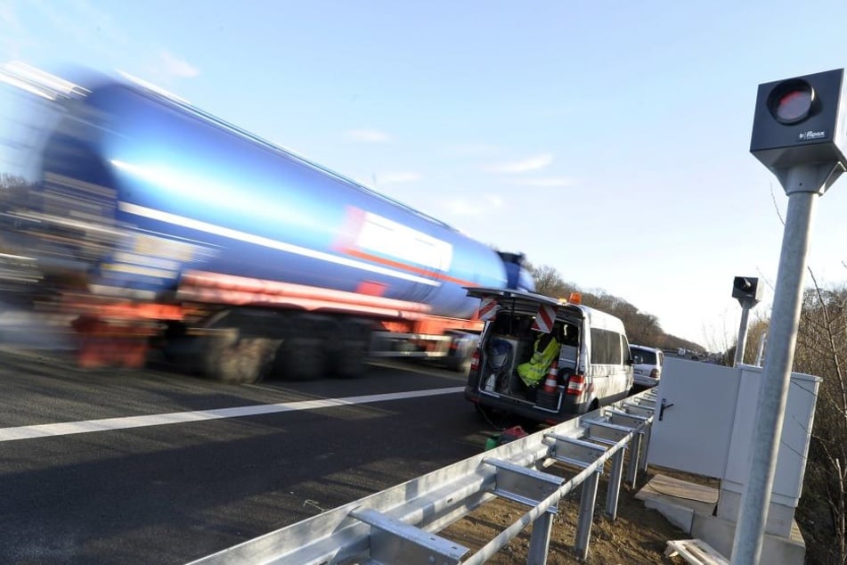 Mehrere Autofahrer wurden geblitzt. (Symbolbild)