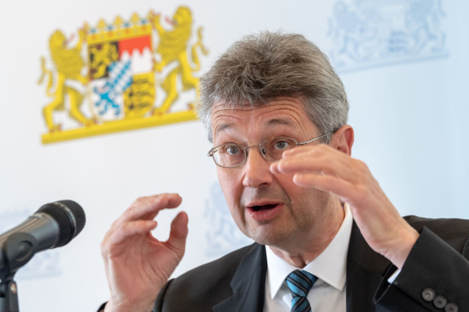 Michael Piazolo (Freie Wähler), Staatsminister für Unterricht und Kultus, sieht keinen Handlungsbedarf beim diesjährigen Mathe-Abi in Bayern.
