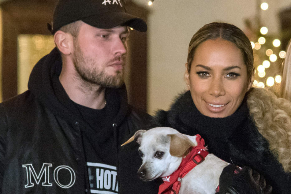 Die Sängerin Leona Lewis und ihr langjähriger Freund Dennis Jauch sind verlobt.