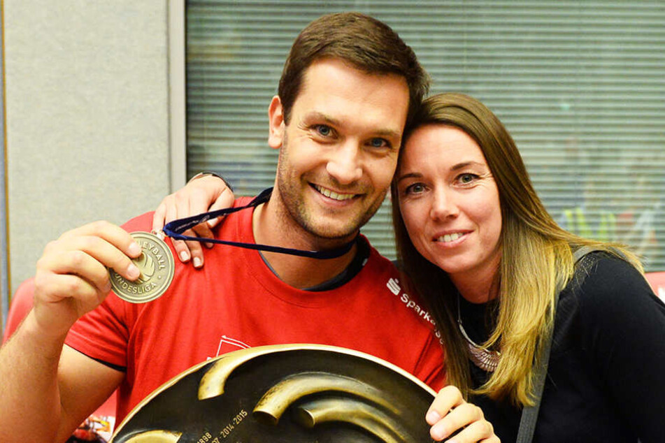 Co-Trainer Masek - hier mit seiner Freundin Lucie Muhlsteinova - verlässt den DSC-Trainerstab.