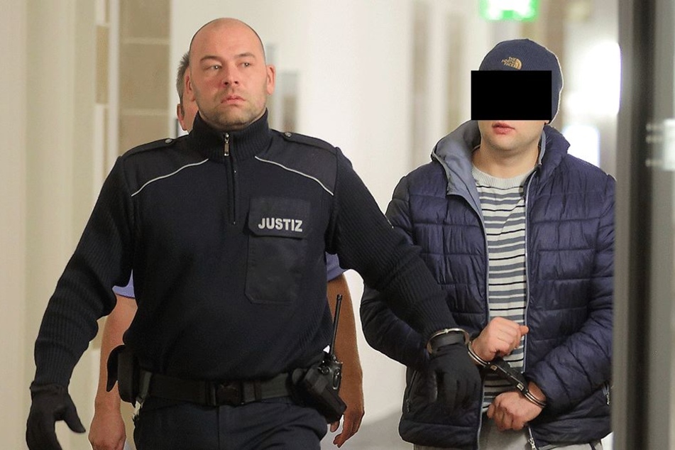 Adrian S. (26)