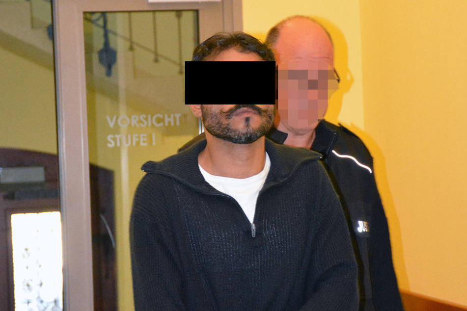 Sajid Q. auf dem Weg ins Gericht.