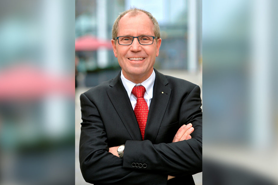 Landrat Manfred Müller freut sich über die Würdigung des Projekts "UrbanLand".