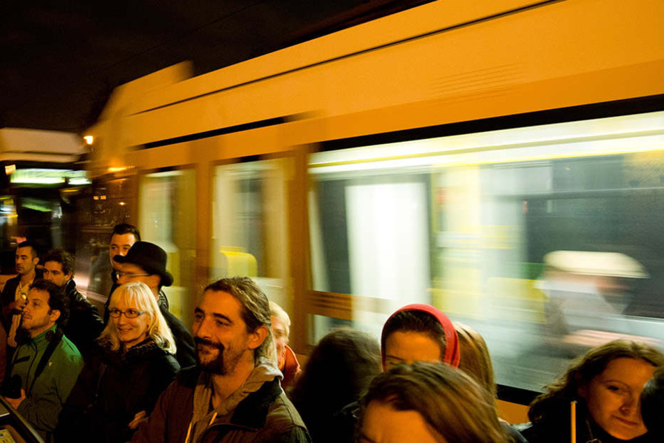 Wegen eines Tromausfalls kommt es zu Verspätungen im Straßenbahnverkehr (Symbolbild)